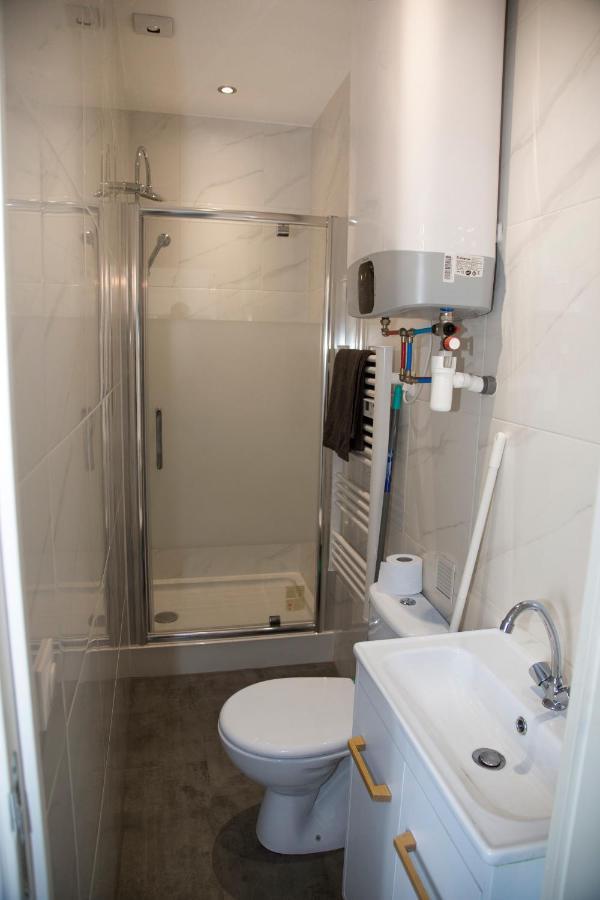 Les Lofts De Provins: Apt 4 מראה חיצוני תמונה